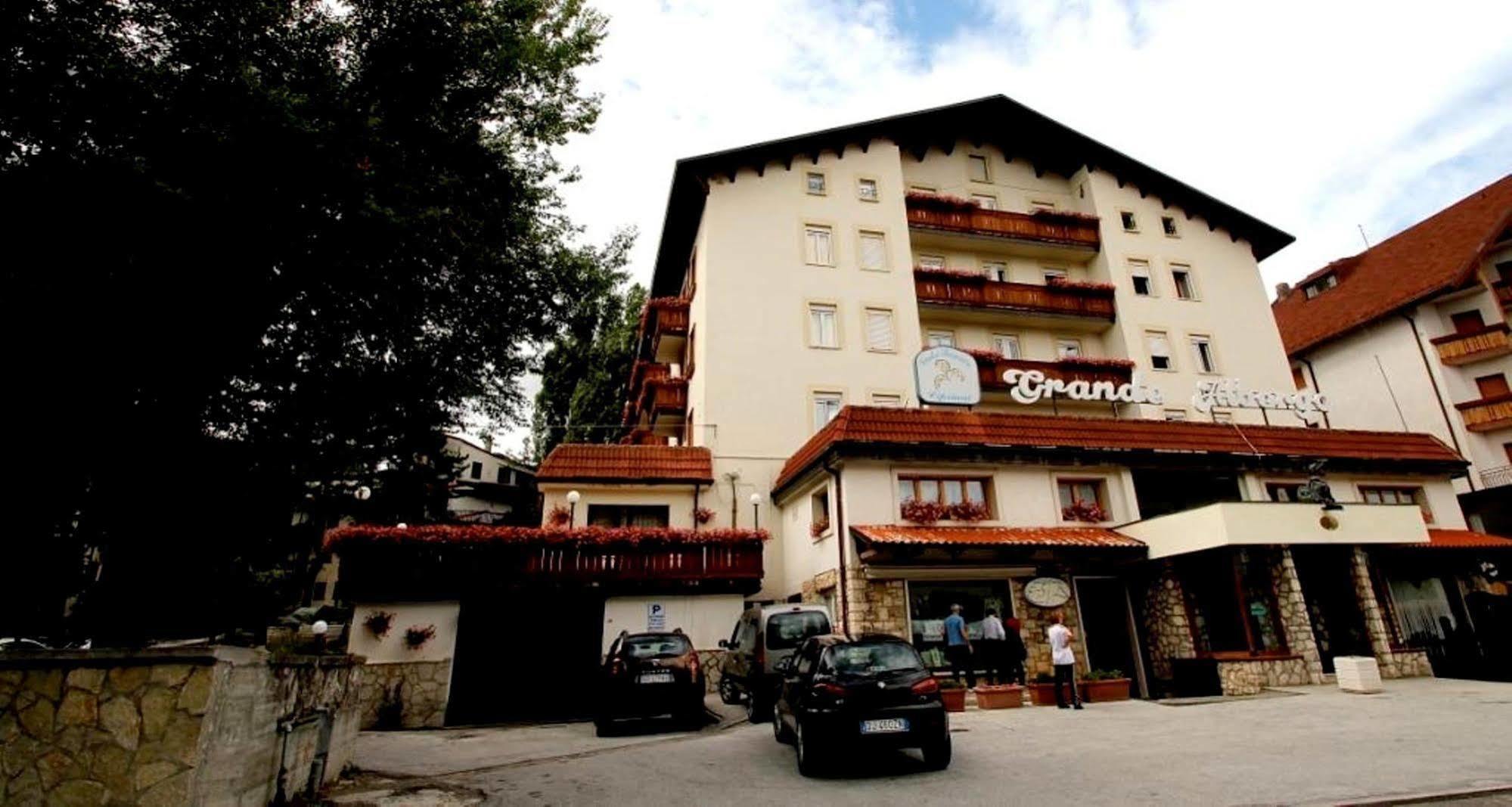 Grande Albergo Roccaraso Kültér fotó