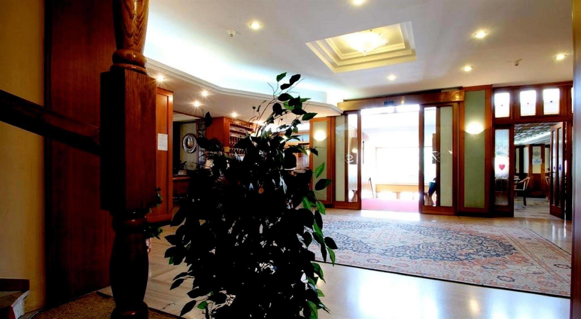 Grande Albergo Roccaraso Kültér fotó